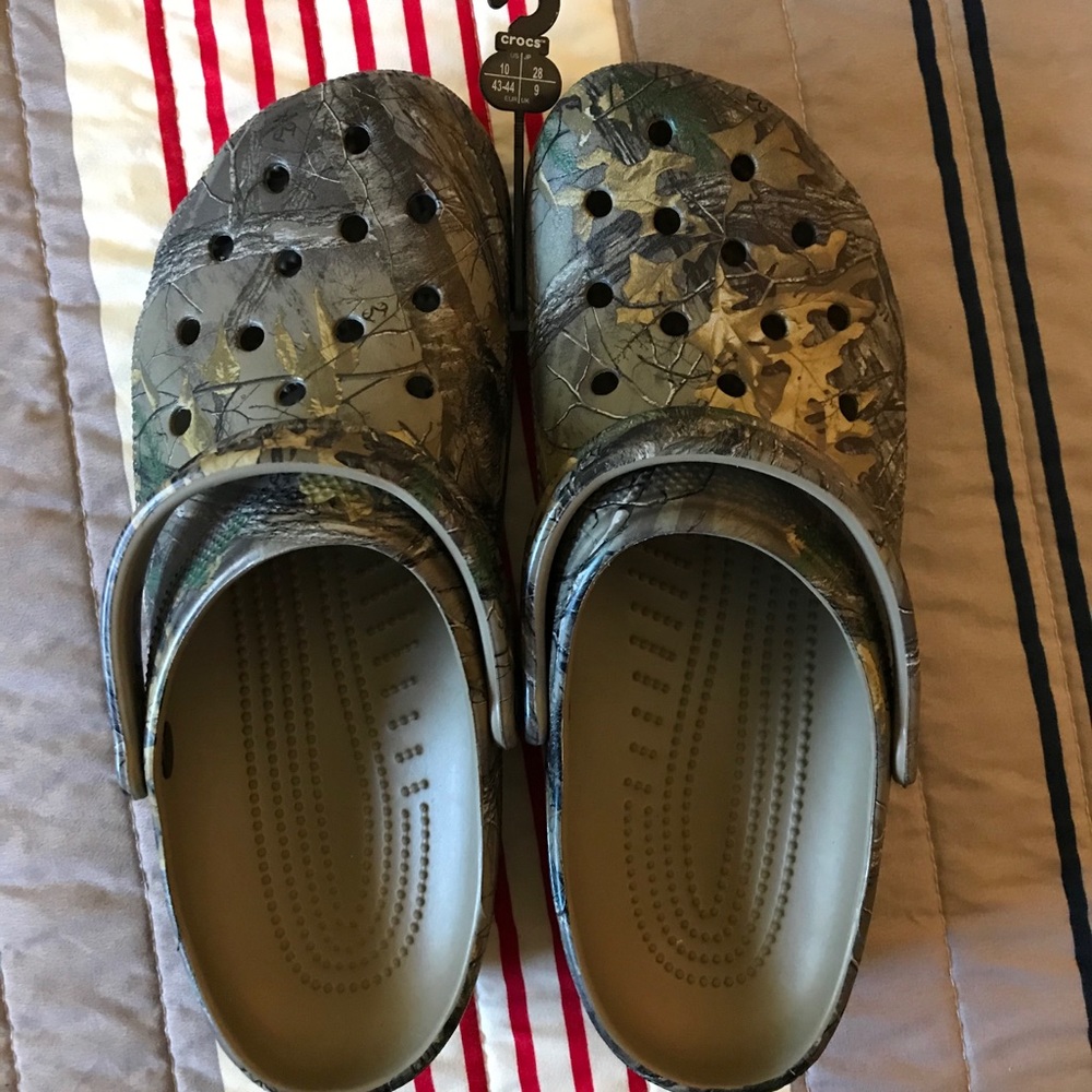 Men’s Camo Crocs